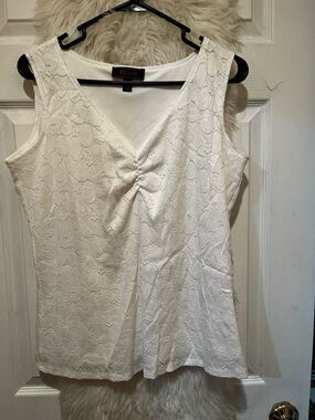 Christian Siriano White Lace V-Neck Twist-Front Camisole